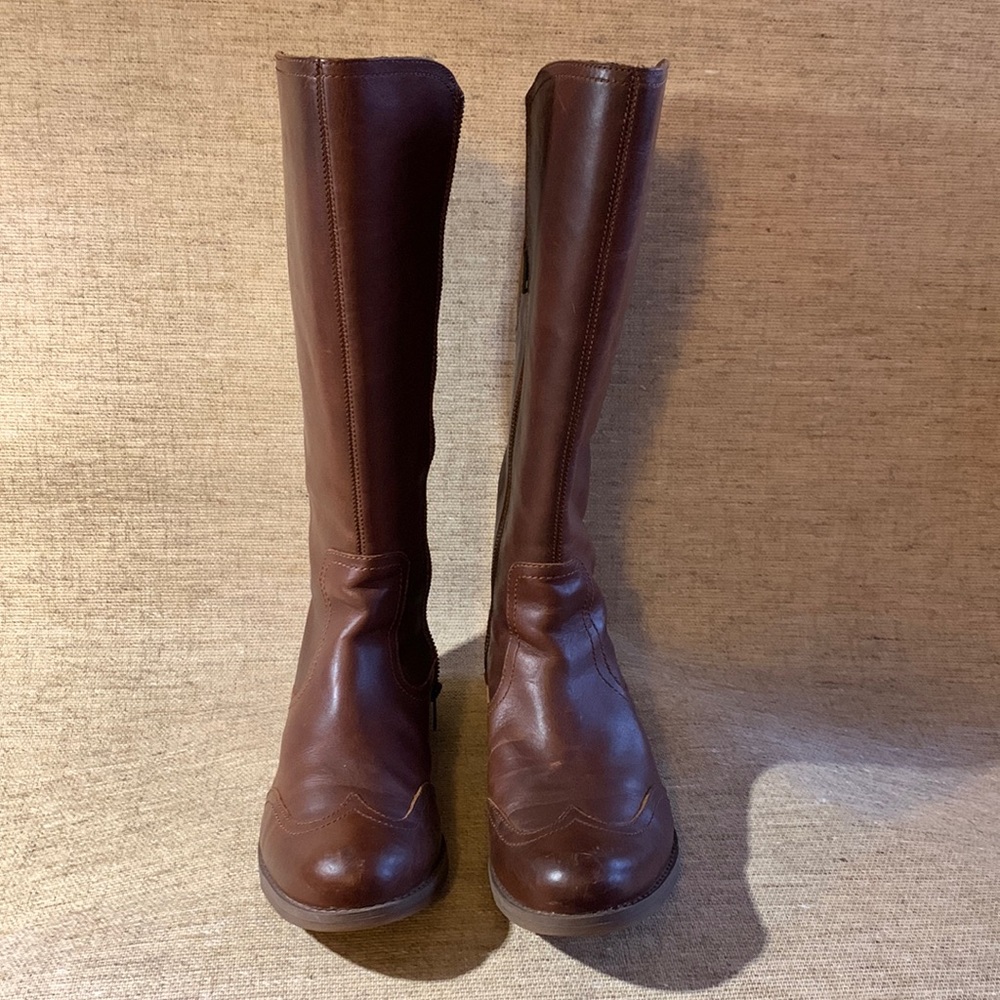 Used - Timberland Earth keepers boots 👢 Women’s 91/2 - Brown Leather 14 inches